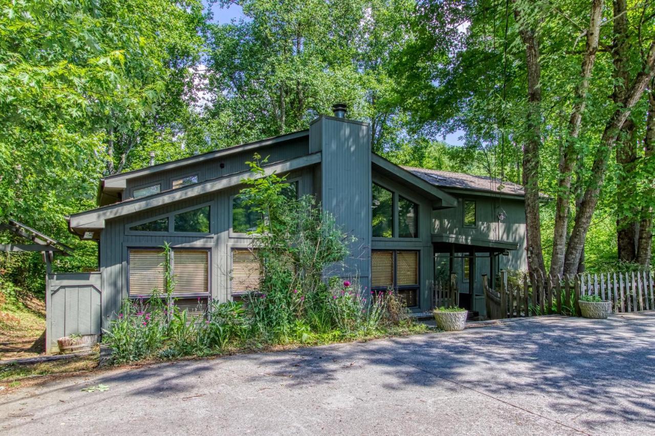 Mountain Lake Lodge, Hot Tub, Theater Room, 1089 Free Tickets Each Paid Day, Dollywood And More Sevierville Dış mekan fotoğraf