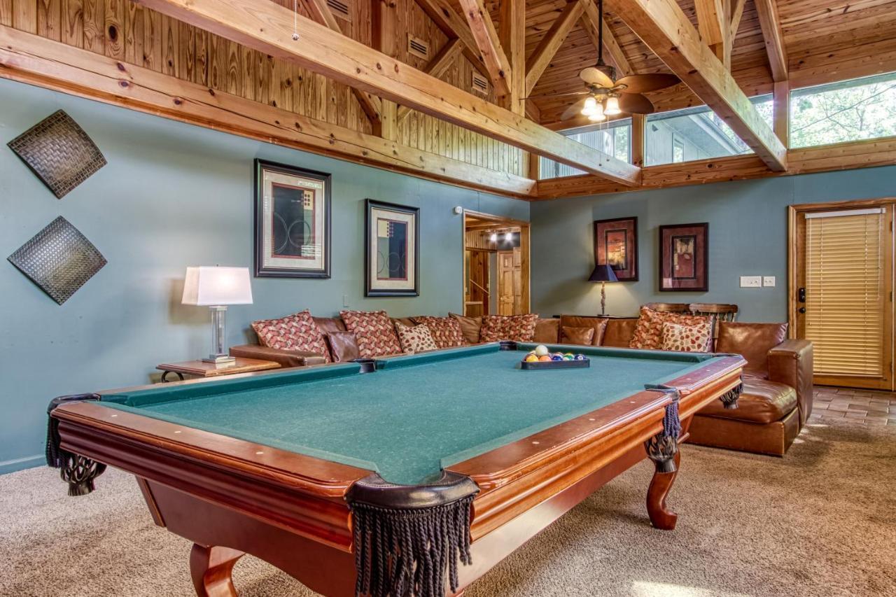 Mountain Lake Lodge, Hot Tub, Theater Room, 1089 Free Tickets Each Paid Day, Dollywood And More Sevierville Dış mekan fotoğraf