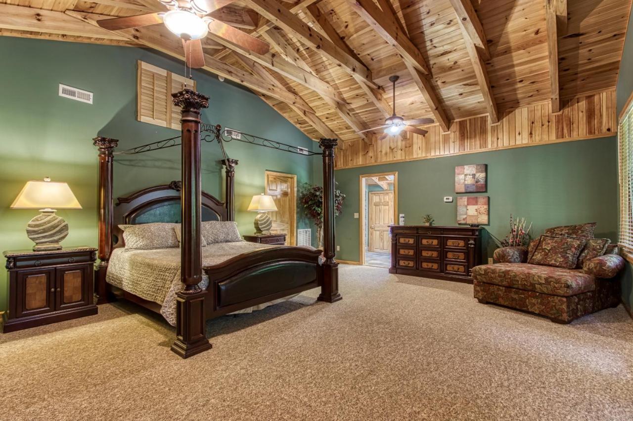 Mountain Lake Lodge, Hot Tub, Theater Room, 1089 Free Tickets Each Paid Day, Dollywood And More Sevierville Dış mekan fotoğraf